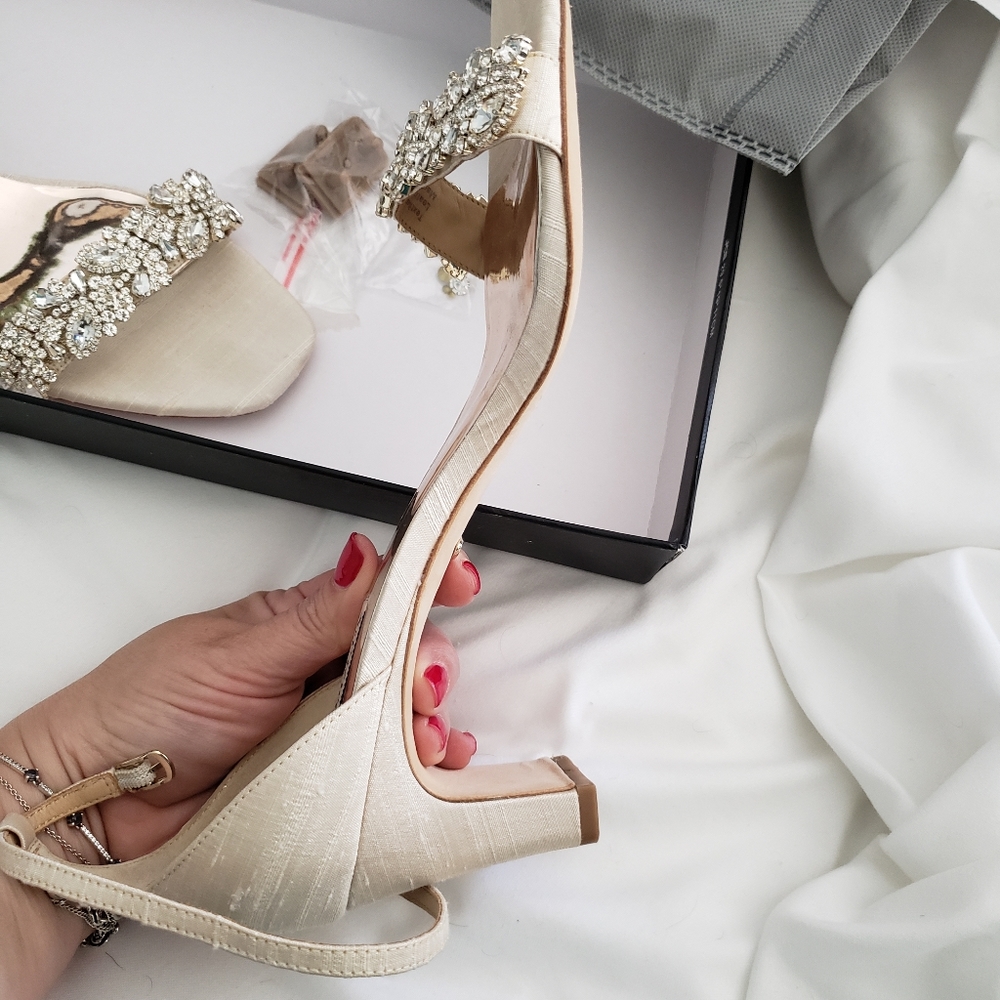 Badgley Mischka - Jackie